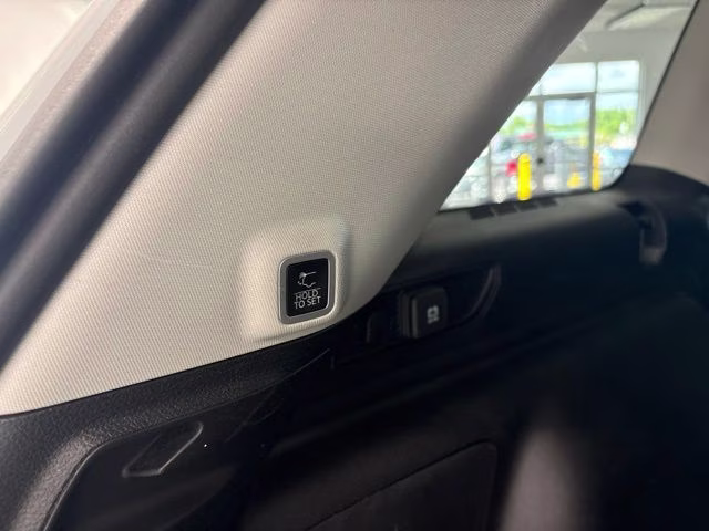 2022 Bright White Clearcoat Jeep Grand Cherokee 4xe 4X4 SUV