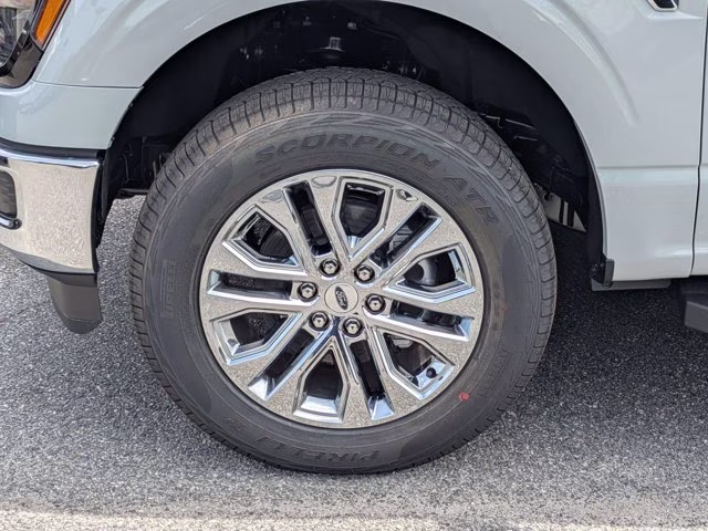 2026 Avalanche Ford F-150 XLT 4X4 Truck