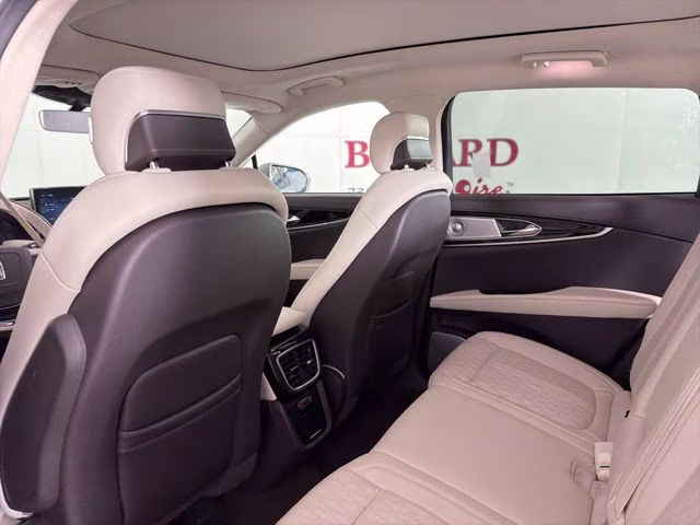 2023 Radiance Metallic Lincoln Nautilus Black Label AWD SUV