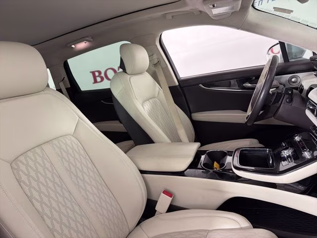 2023 Radiance Metallic Lincoln Nautilus Black Label AWD SUV