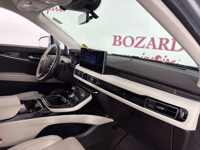 2023 Radiance Metallic Lincoln Nautilus Black Label AWD SUV