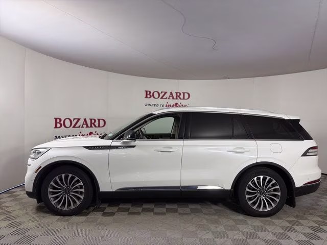 2022 White Metallic Lincoln Aviator Reserve AWD SUV