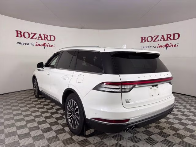 2022 White Metallic Lincoln Aviator Reserve AWD SUV