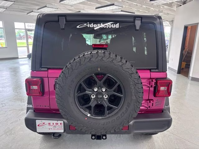 2026 Tuscadero Pearlcoat Jeep Wrangler Willys 4X4 SUV