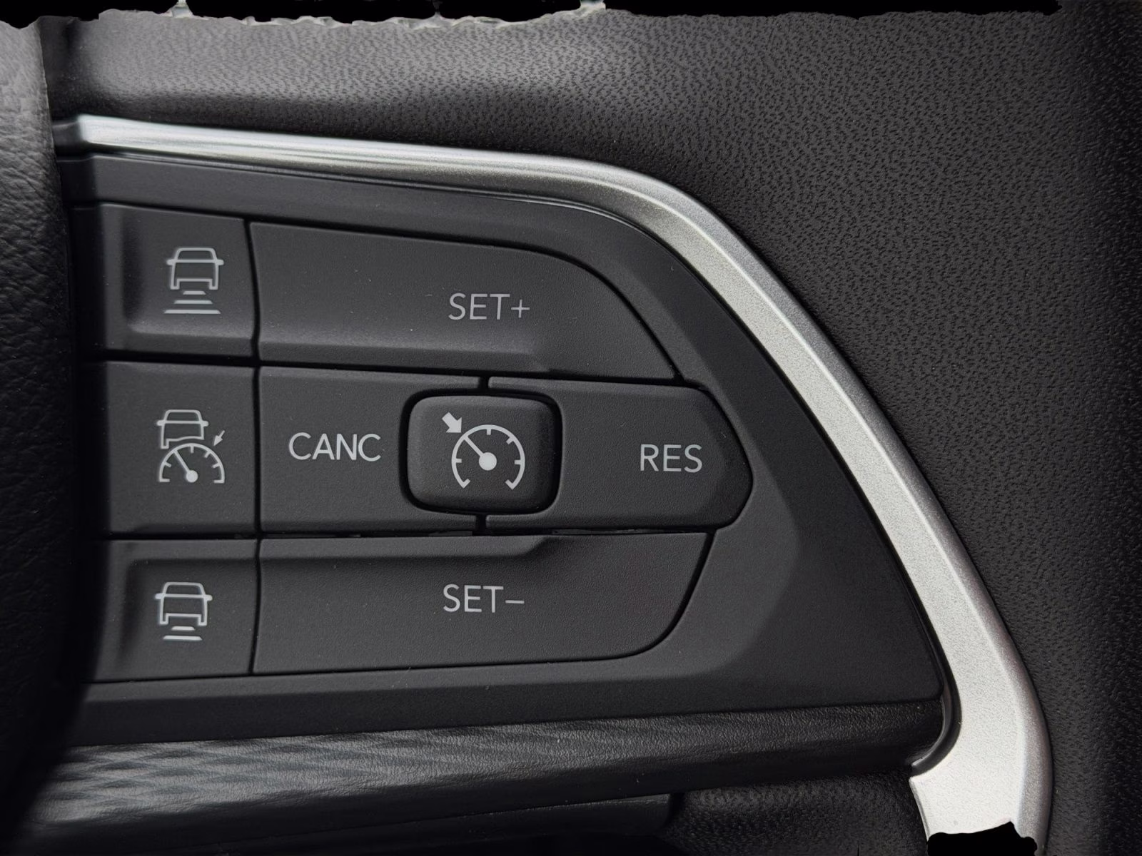 2026 Silver Zynith Jeep Grand Cherokee L Laredo 4X4 SUV