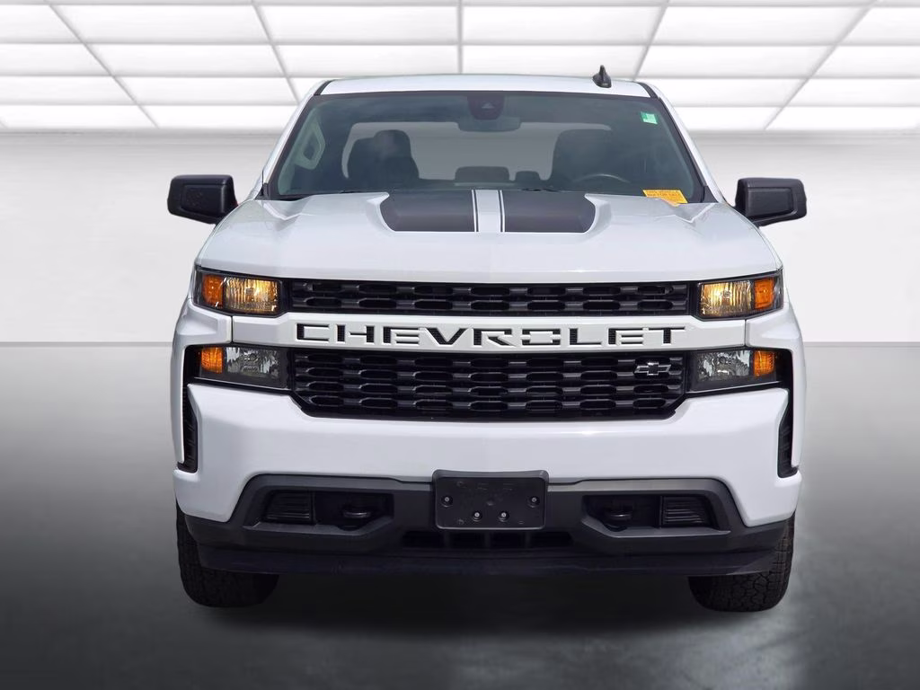 2022 Summit White Chevrolet Silverado 1500 LTD Custom 4X4 Truck