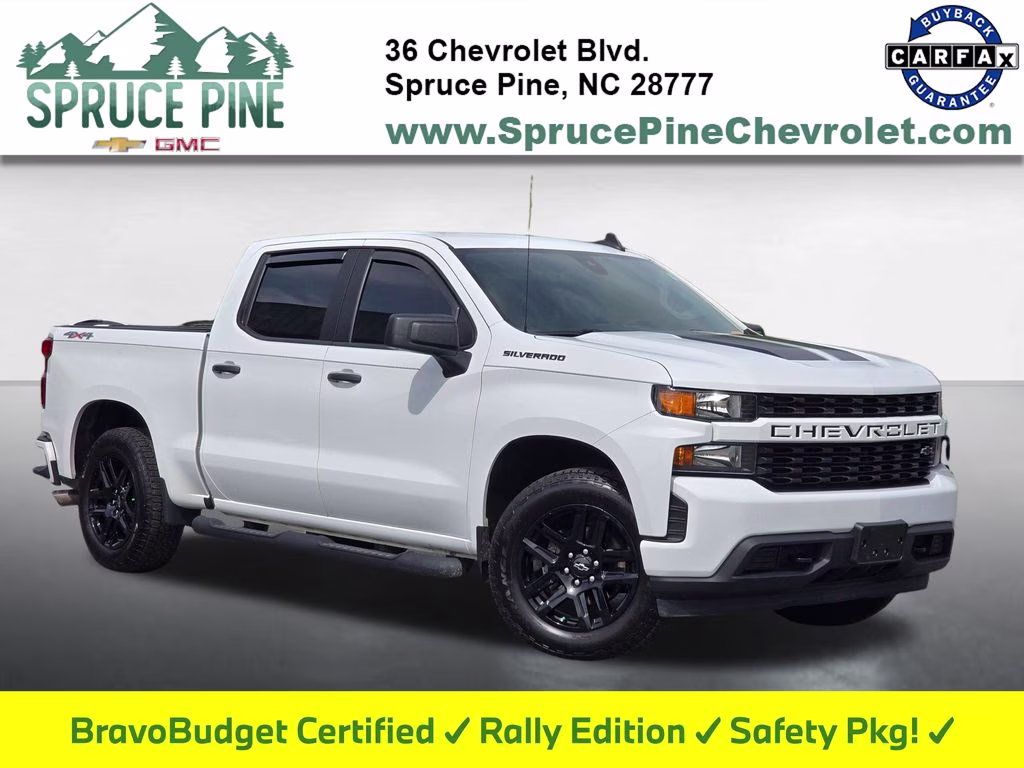 2022 Summit White Chevrolet Silverado 1500 LTD Custom 4X4 Truck