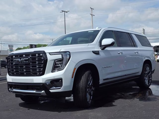 2026 Glacier White Tricoat GMC Yukon XL Denali Ultimate 4X4 SUV