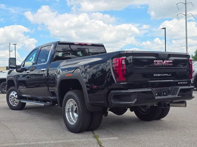 2026 Onyx Black GMC Sierra 3500HD Denali 4X4 Truck