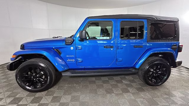 2023 Hydro Blue Pearl Coat Jeep Wrangler Sahara 4xe 4X4 SUV
