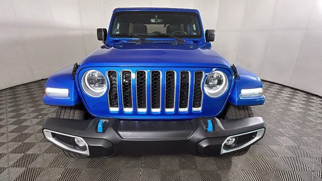 2023 Hydro Blue Pearl Coat Jeep Wrangler Sahara 4xe 4X4 SUV