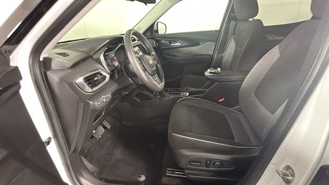 2022 Summit White Chevrolet Trailblazer LT FWD SUV