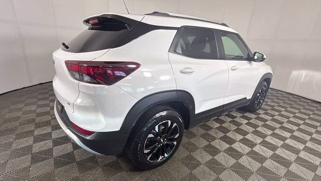 2022 Summit White Chevrolet Trailblazer LT FWD SUV
