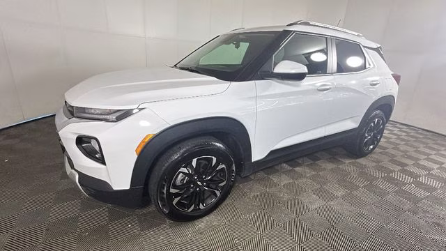 2022 Summit White Chevrolet Trailblazer LT FWD SUV