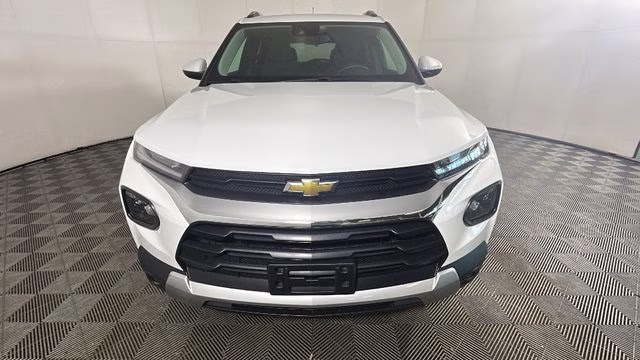 2022 Summit White Chevrolet Trailblazer LT FWD SUV