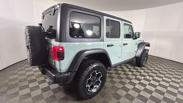 2023 Earl Clearcoat Jeep Wrangler Rubicon 4xe 4X4 SUV