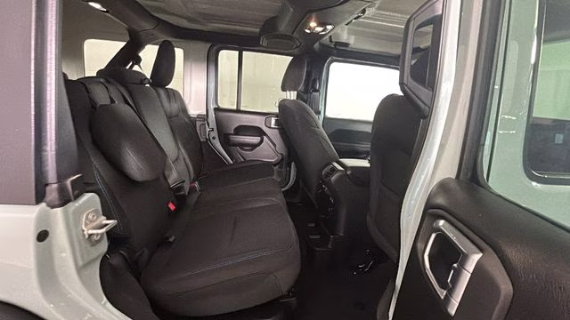 2023 Earl Clearcoat Jeep Wrangler Rubicon 4xe 4X4 SUV