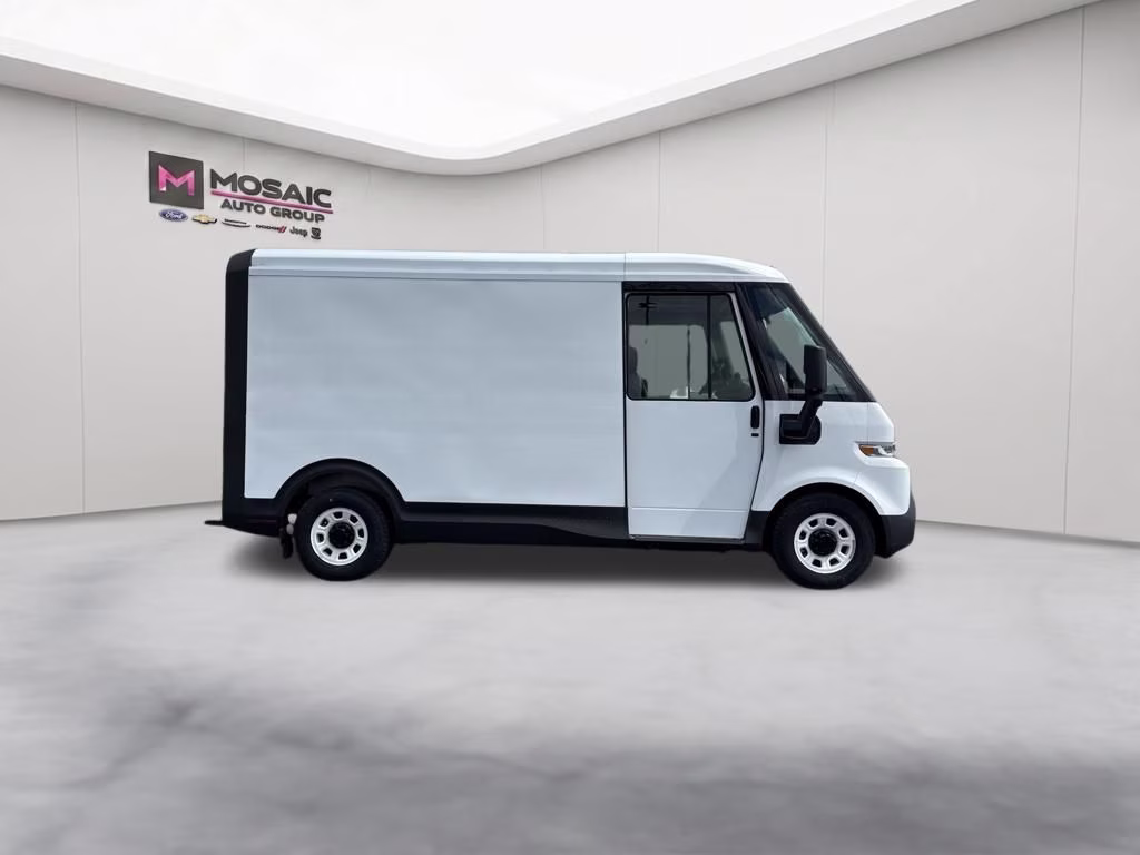 2026 Oyster White Chevrolet BrightDrop 400 AWD Van