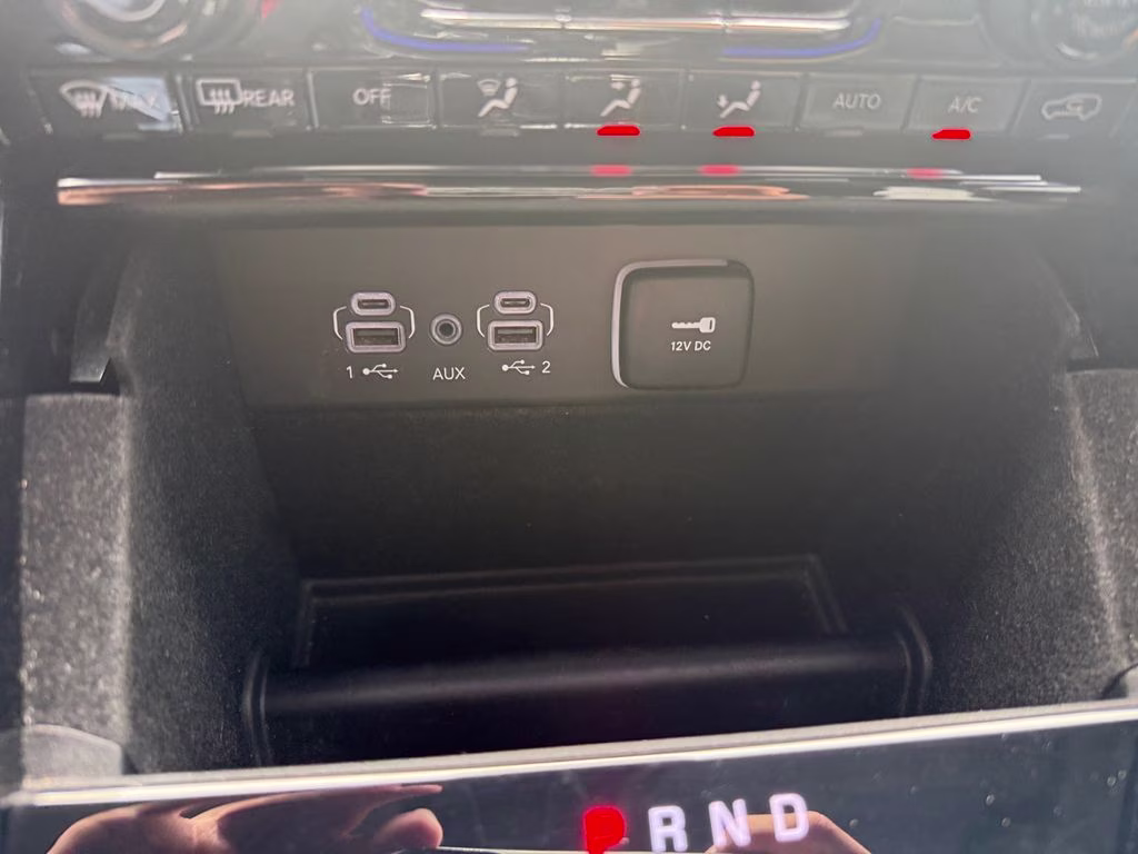 2021 Bright White Clearcoat Jeep Grand Cherokee L Limited RWD SUV