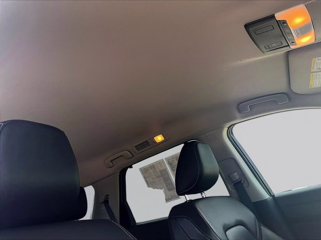 2024 Brilliant Silver Metallic Nissan Pathfinder SL 4X4 SUV