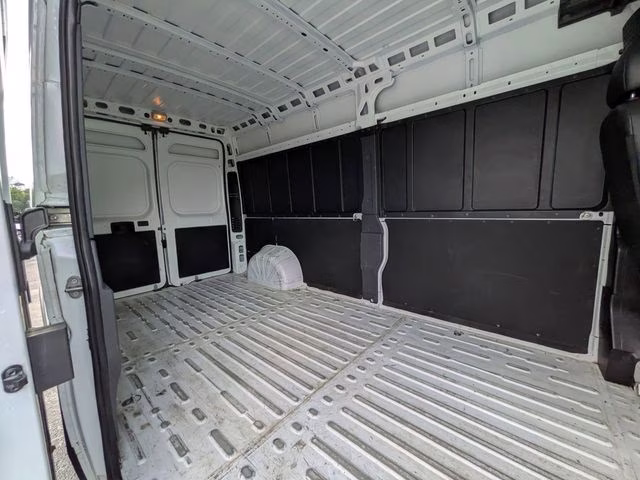 2023 Bright White Clearcoat Ram ProMaster 2500 High Roof FWD Van