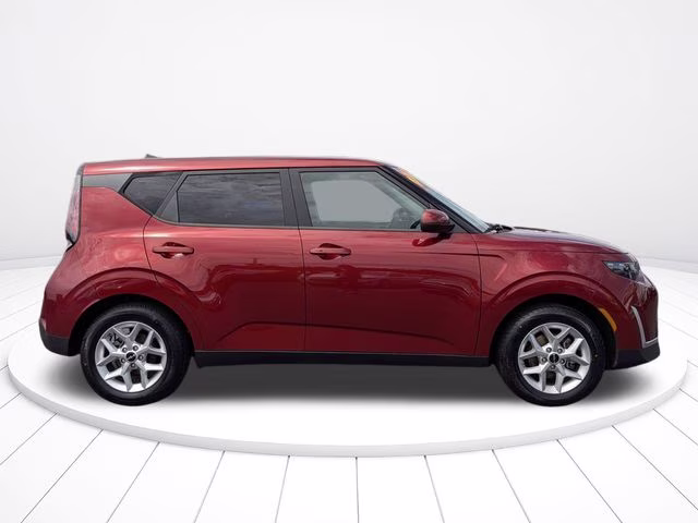 2023 Mars Orange Kia Soul S FWD Hatchback