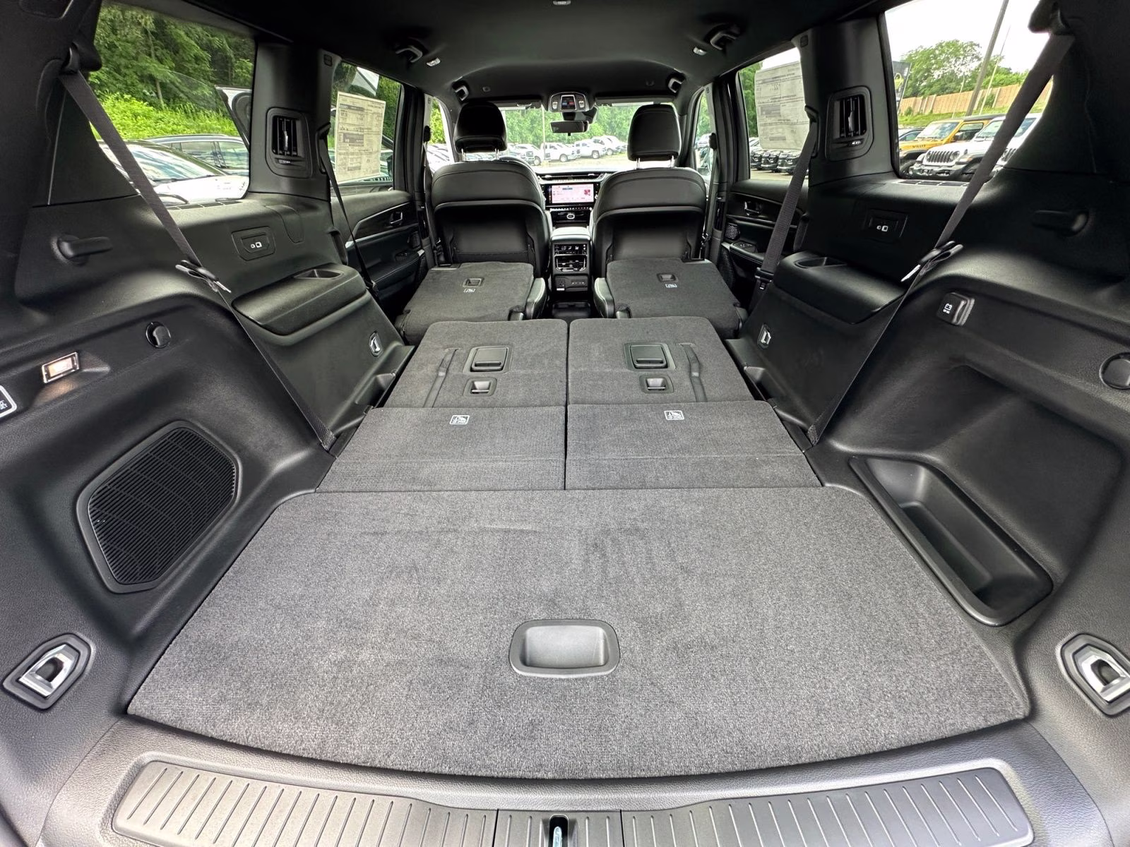 2026 Bright White Clearcoat Jeep Grand Cherokee L Limited 4X4 SUV