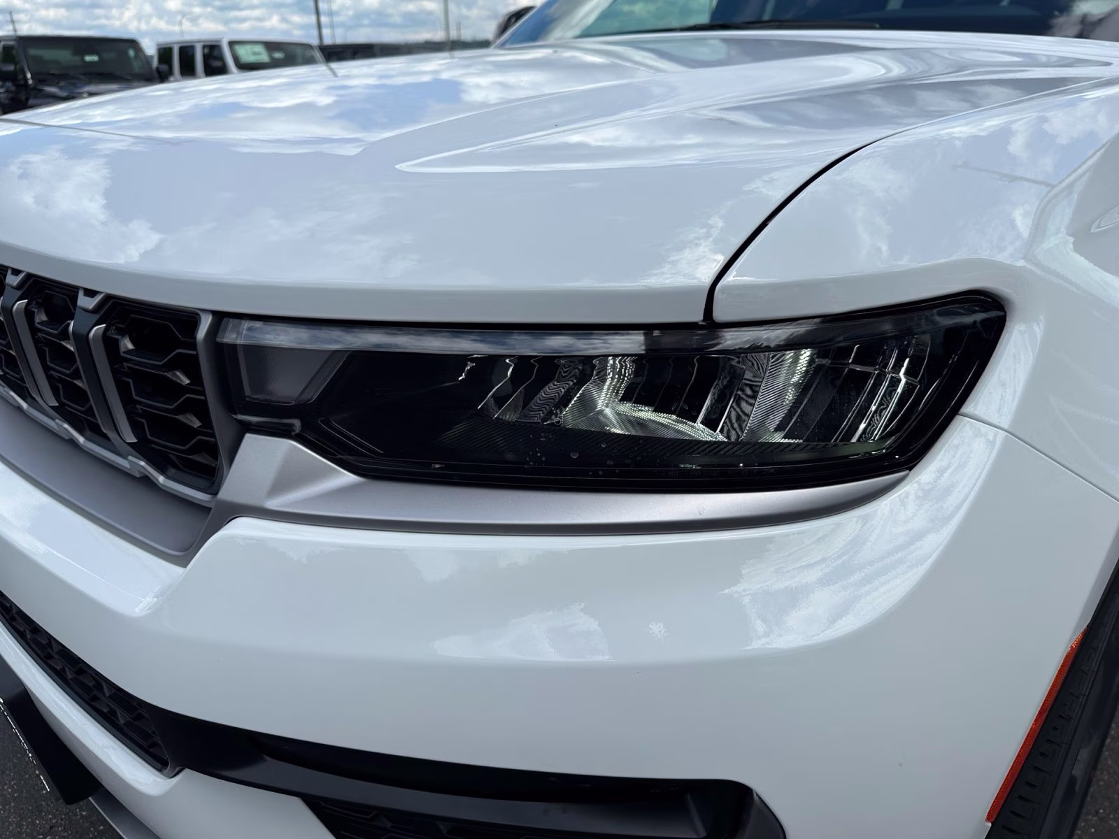 2026 Bright White Clearcoat Jeep Grand Cherokee L Limited 4X4 SUV