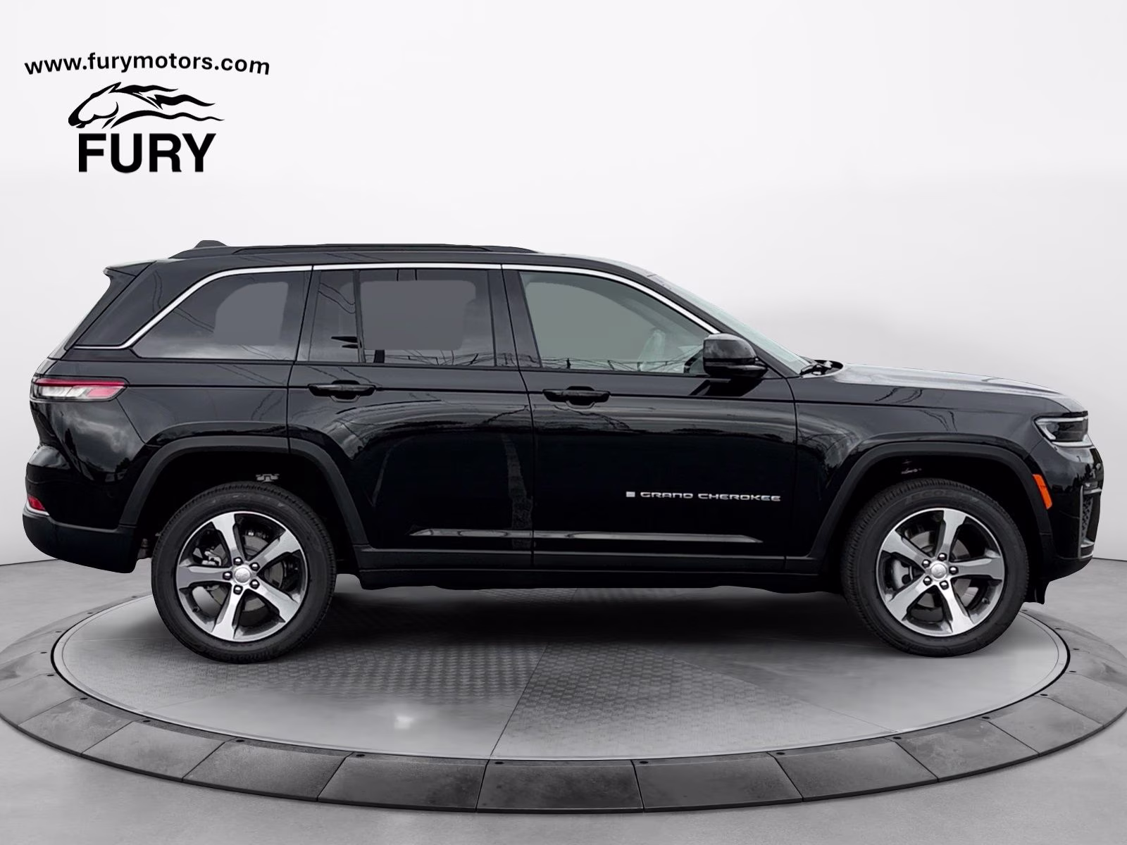 2026 Diamond Black Crystal Pearlcoat Jeep Grand Cherokee Limited 4X4 SUV