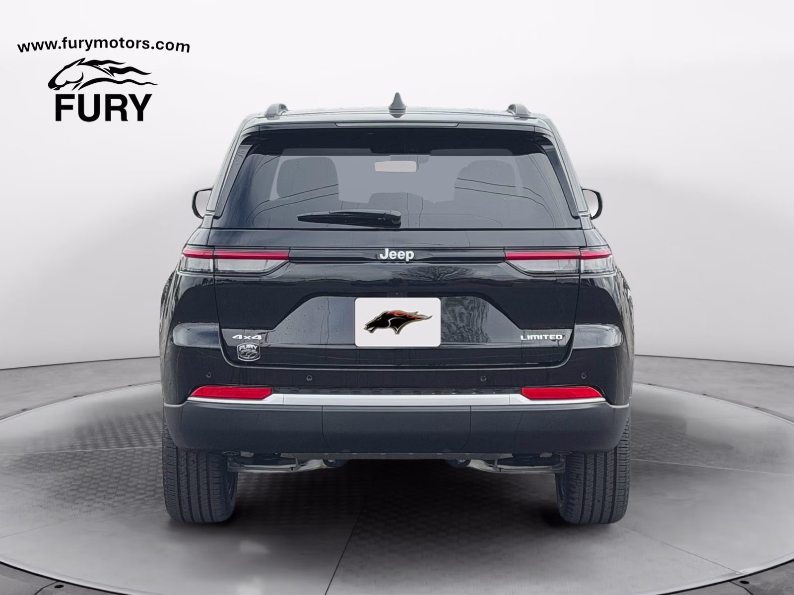 2026 Diamond Black Crystal Pearlcoat Jeep Grand Cherokee Limited 4X4 SUV