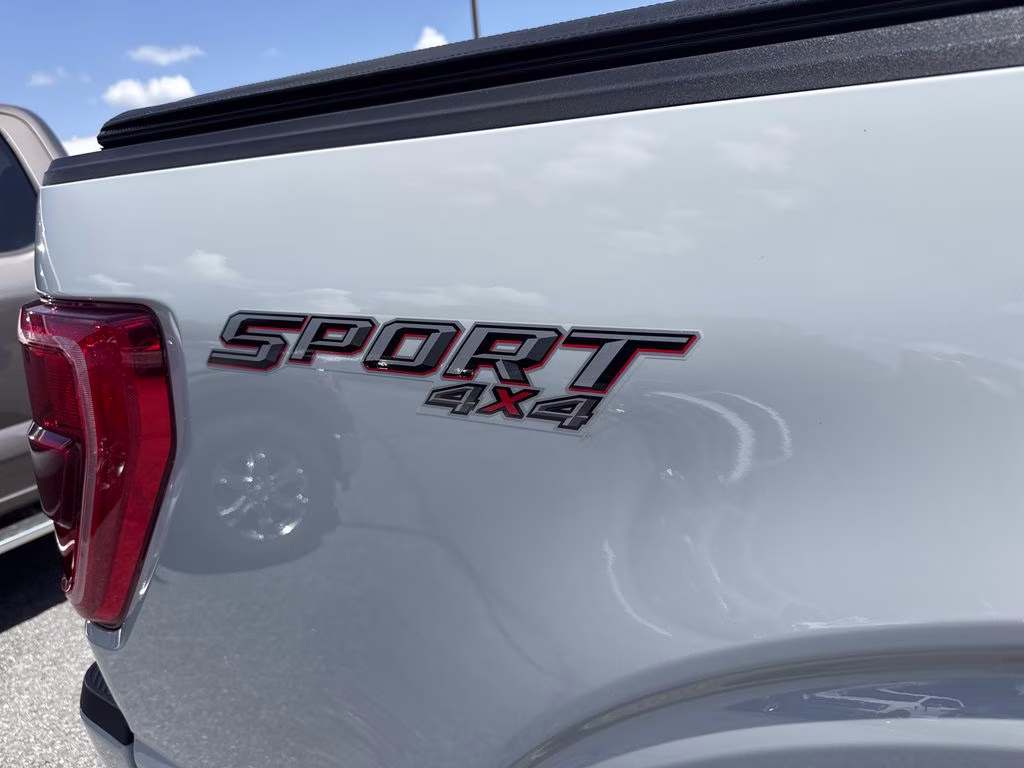 2023 Avalanche Ford F-150 XLT 4X4 Truck