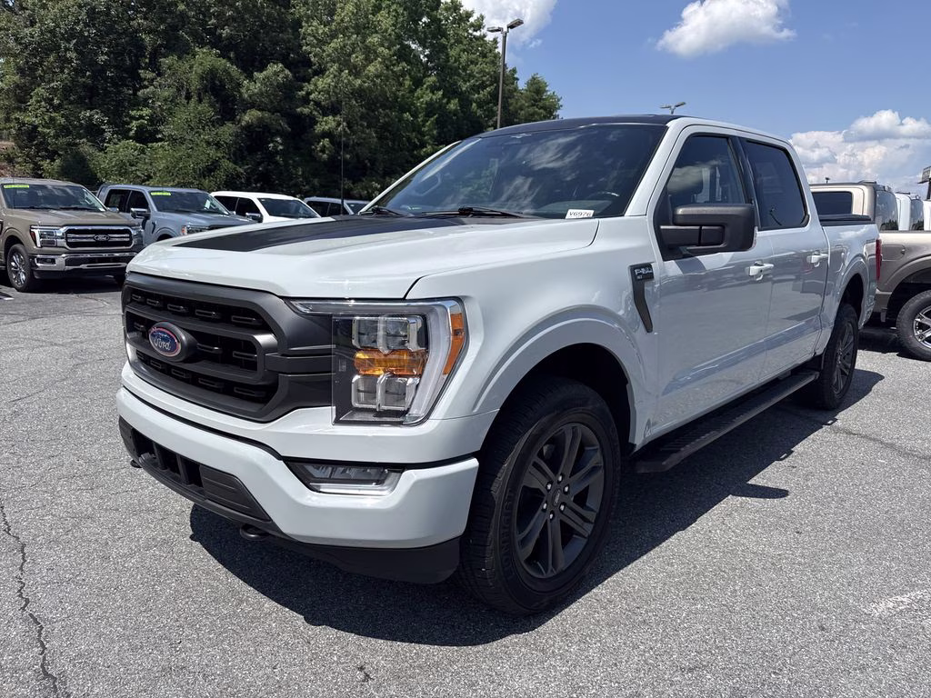 2023 Avalanche Ford F-150 XLT 4X4 Truck
