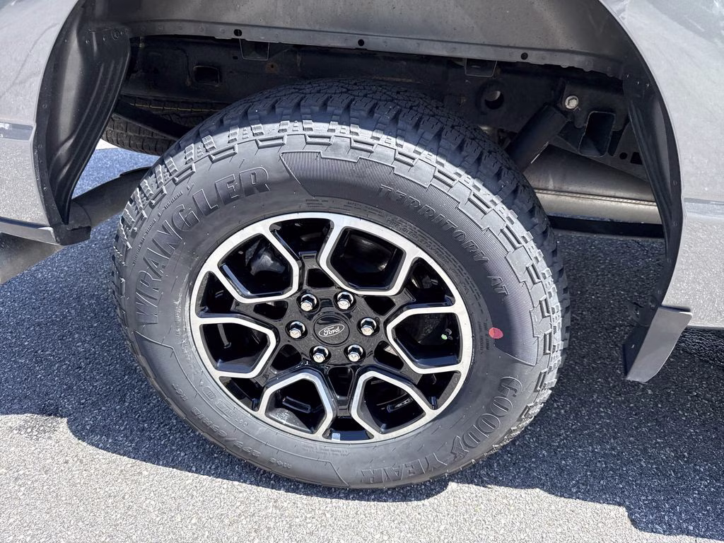 2023 Carbonized Gray Metallic Ford F-150 XLT 4X4 Truck