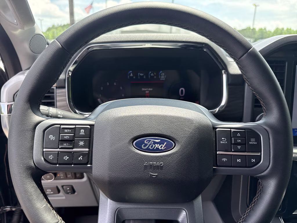 2025 Black Metallic Ford F-150 Lariat 4X4 Truck