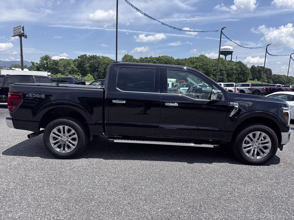 2025 Black Metallic Ford F-150 Lariat 4X4 Truck