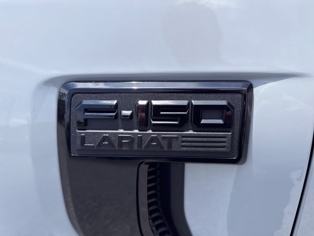 2024 Avalanche Ford F-150 Lariat 4X4 Truck