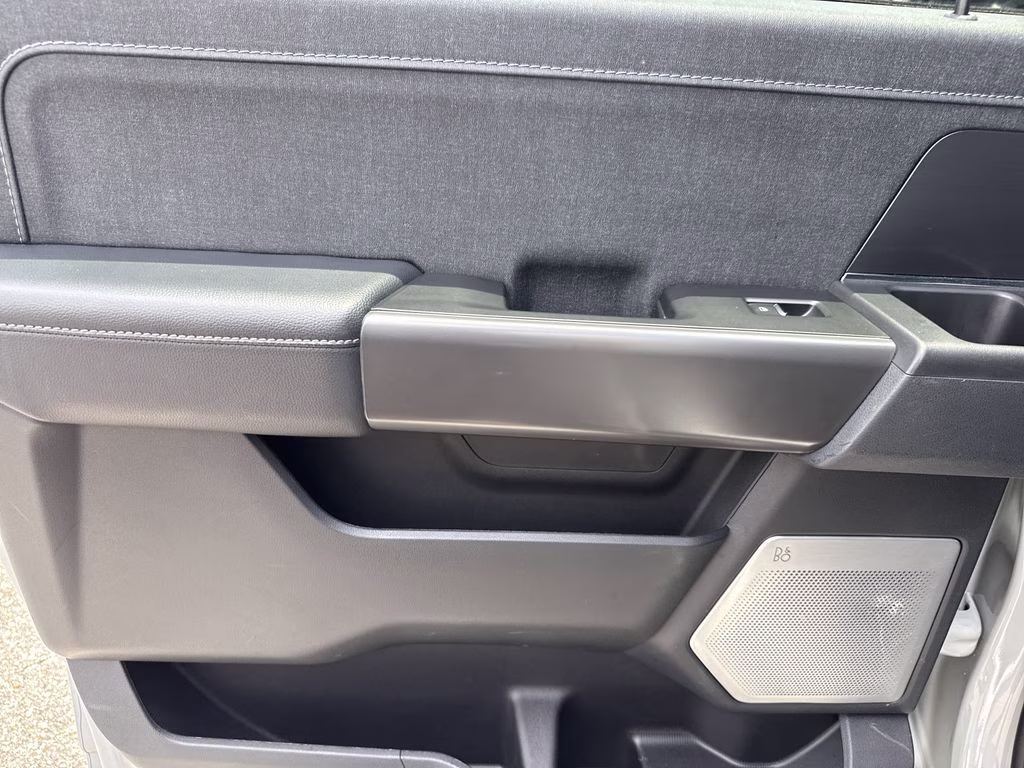 2024 Avalanche Ford F-150 Lariat 4X4 Truck