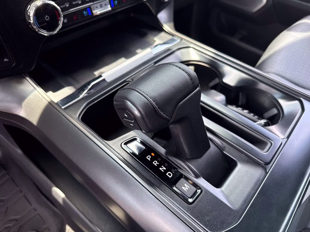 2024 Avalanche Ford F-150 Lariat 4X4 Truck