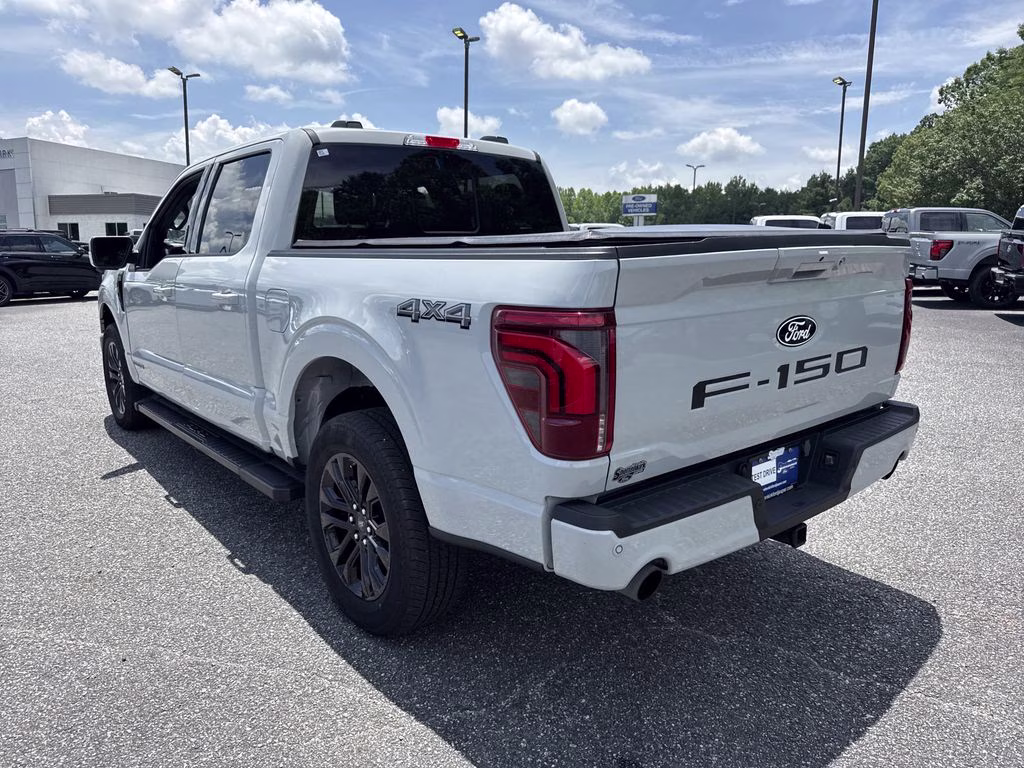 2024 Avalanche Ford F-150 Lariat 4X4 Truck
