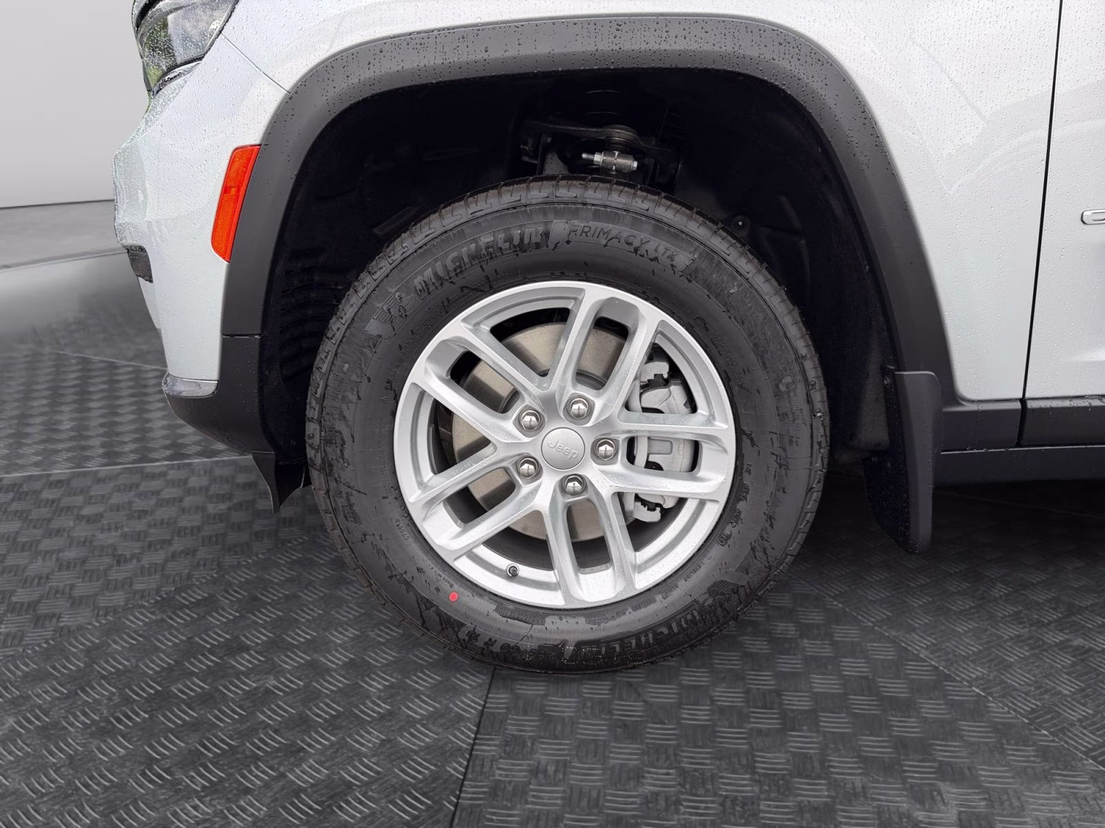 2026 Silver Zynith Jeep Grand Cherokee L Laredo 4X4 SUV