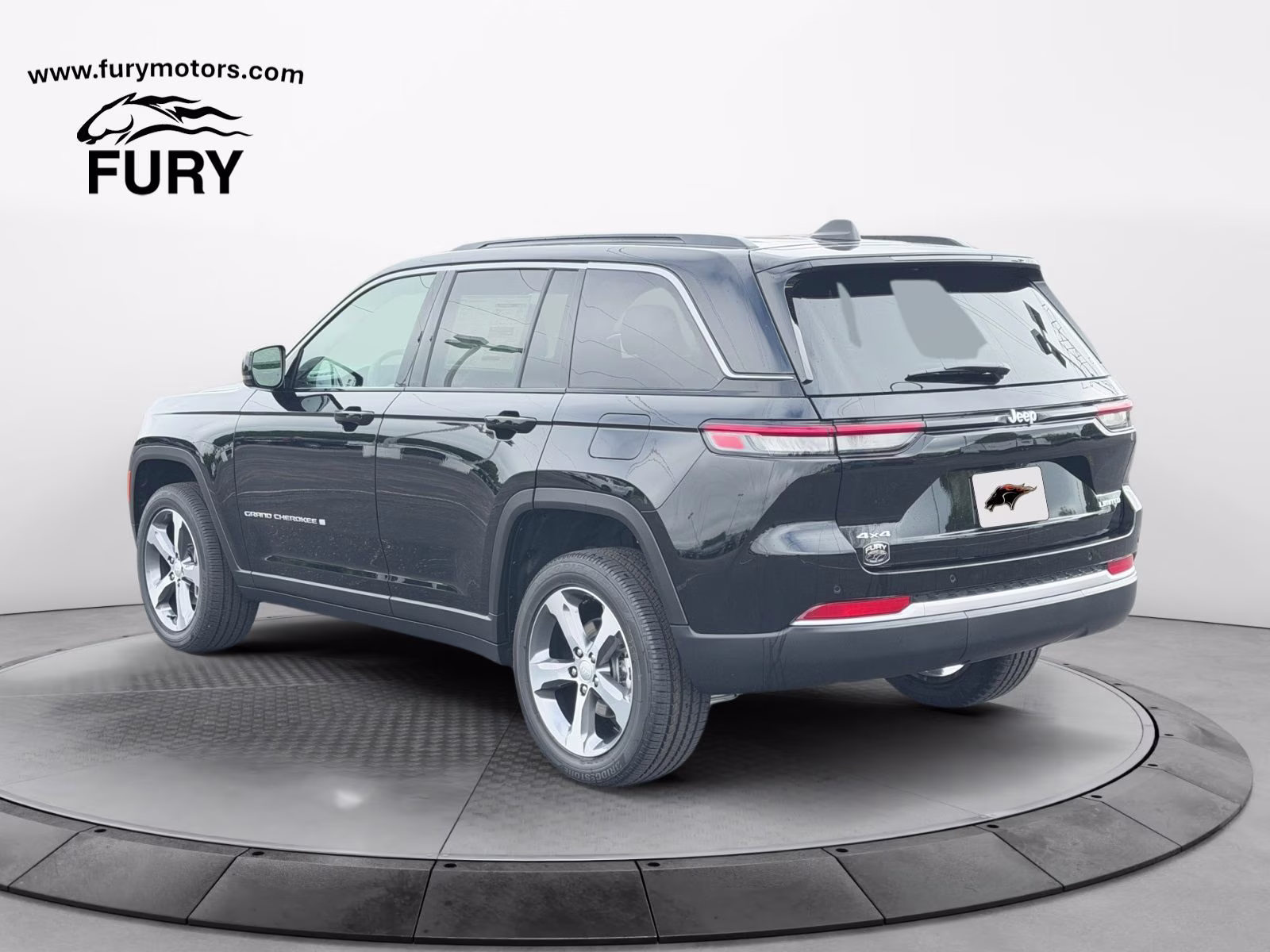 2026 Diamond Black Crystal Pearlcoat Jeep Grand Cherokee Limited 4X4 SUV