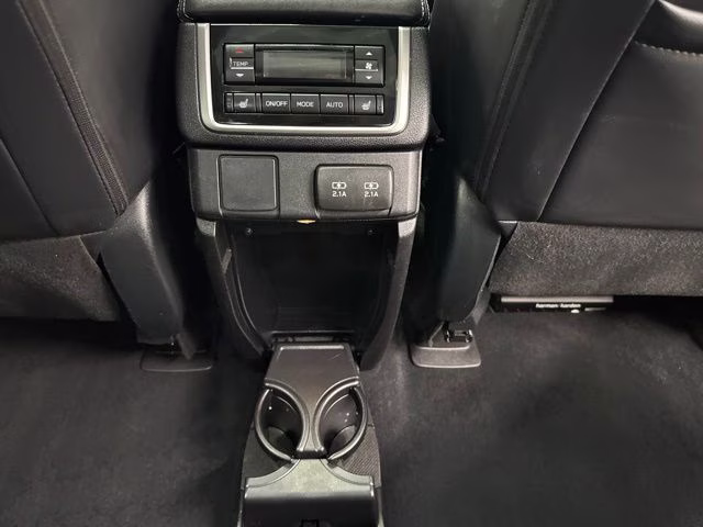 2020 Ice Silver Metallic Subaru Ascent Limited AWD SUV