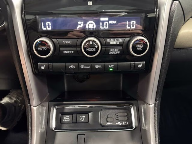 2020 Ice Silver Metallic Subaru Ascent Limited AWD SUV