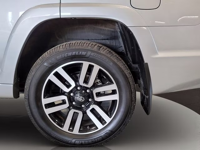 2020 Classic Silver Metallic Toyota 4Runner Limited 4X4 SUV