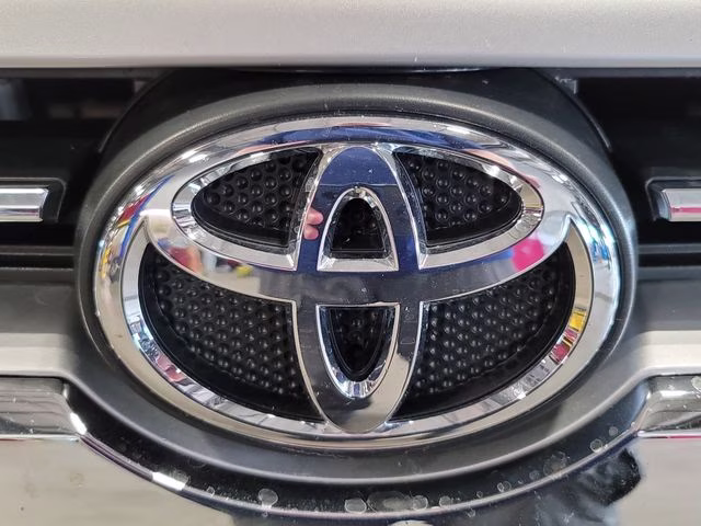 2020 Classic Silver Metallic Toyota 4Runner Limited 4X4 SUV