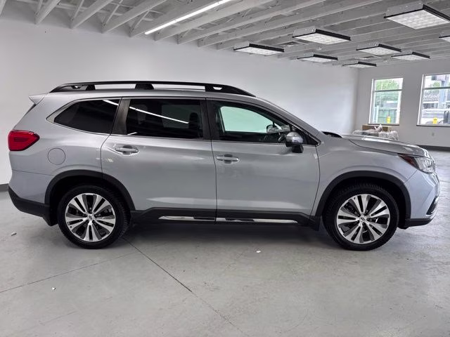 2020 Ice Silver Metallic Subaru Ascent Limited AWD SUV