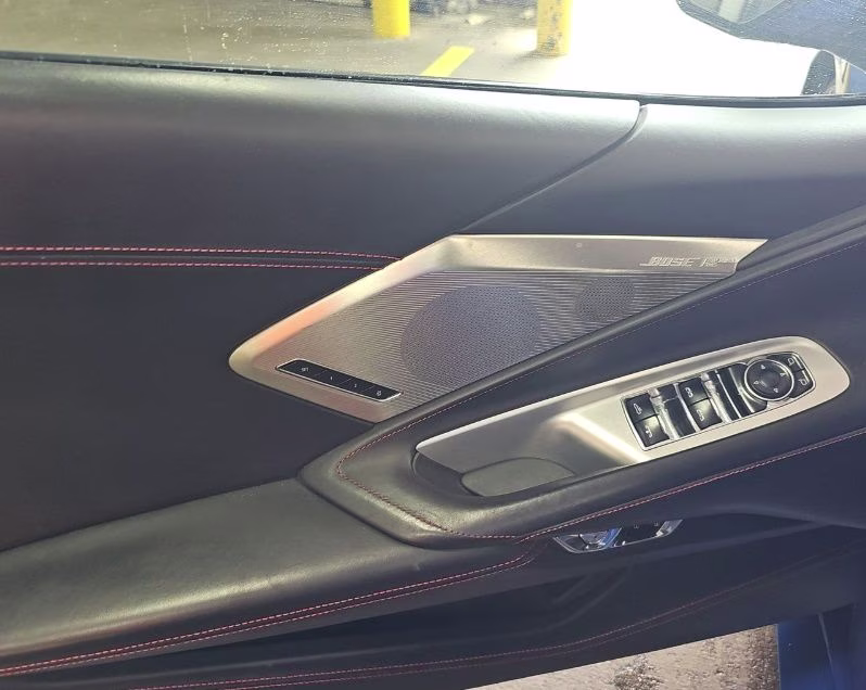 2021 Blue Metallic Chevrolet Corvette Stingray RWD Convertible