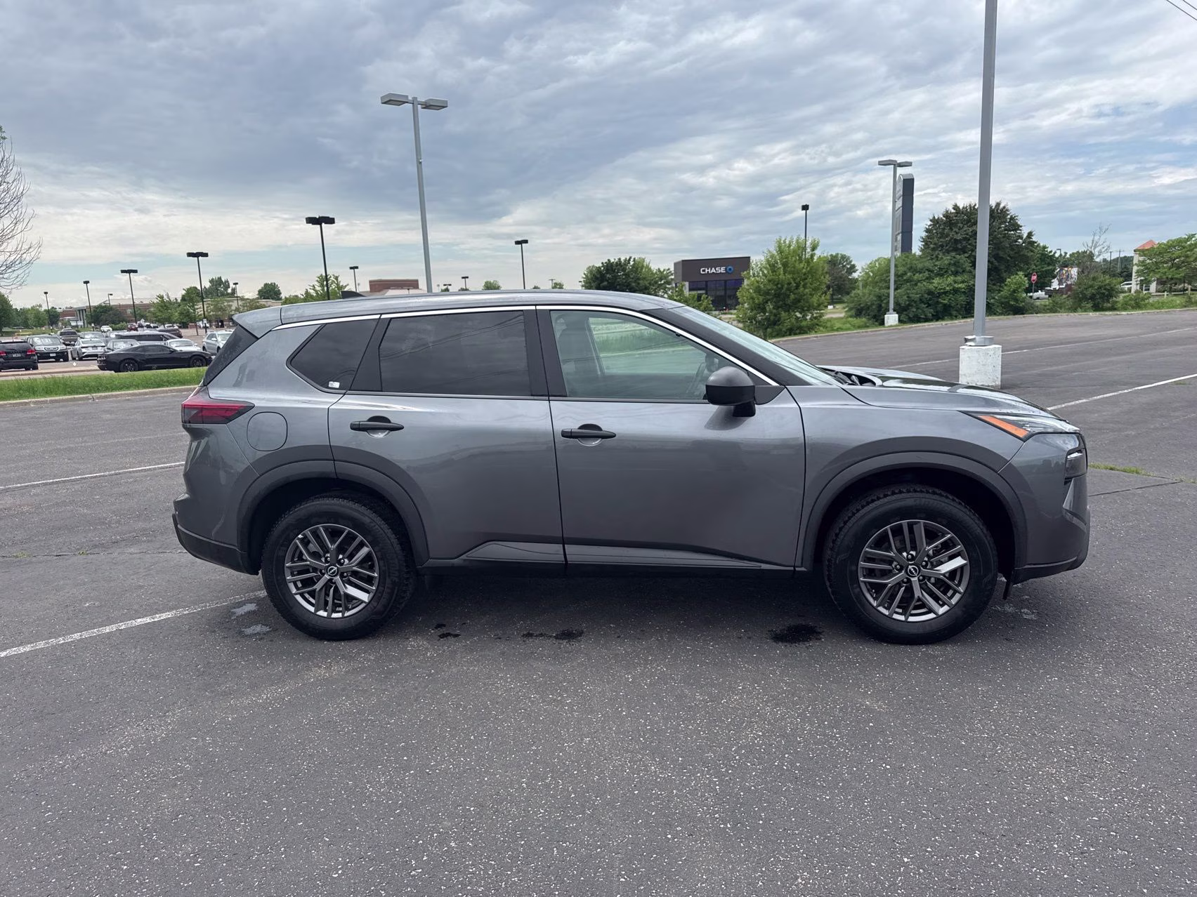2024 Gun Metallic Nissan Rogue S FWD SUV