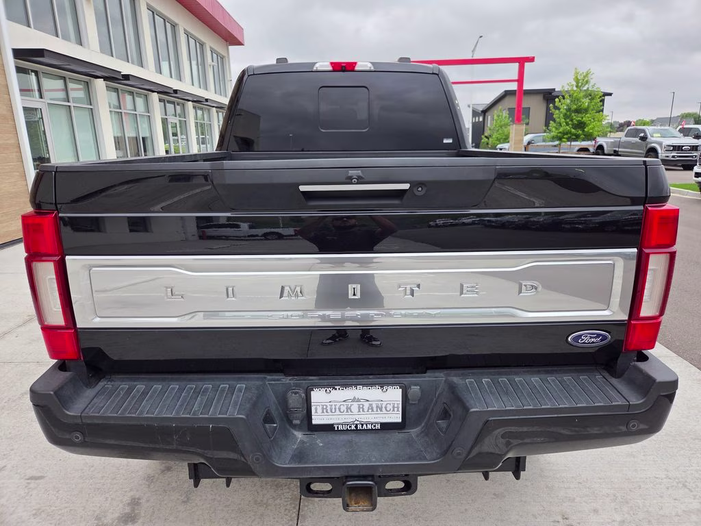 2020 Agate Black Metallic Ford Super Duty F-350 SRW Limited 4X4 Truck