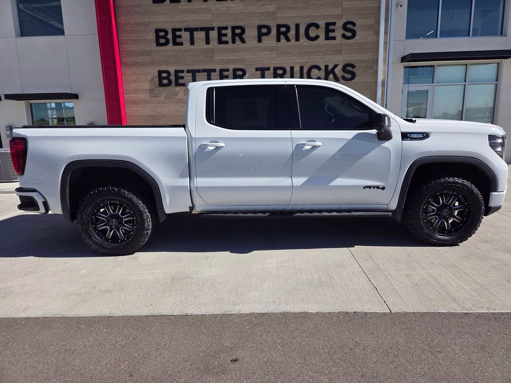 2022 Summit White GMC Sierra 1500 AT4 4X4 Truck